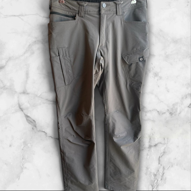 Truewerk T2 Werkpants Mens 34/33 Gray Water Resistant Pants Softshell