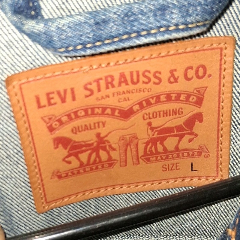 Levi Strauss & Co. Men’s Blue Button Front Denim Jacket Patch/Embroidered L gallery