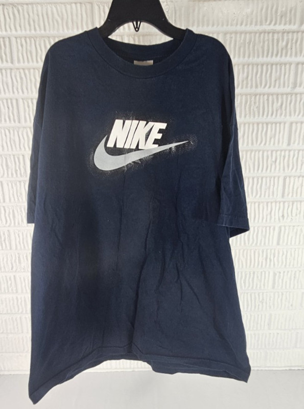 Nike Men’s T-Shirt Athletic Swoosh Logo Short Sleeve Black T-Shirt XXL