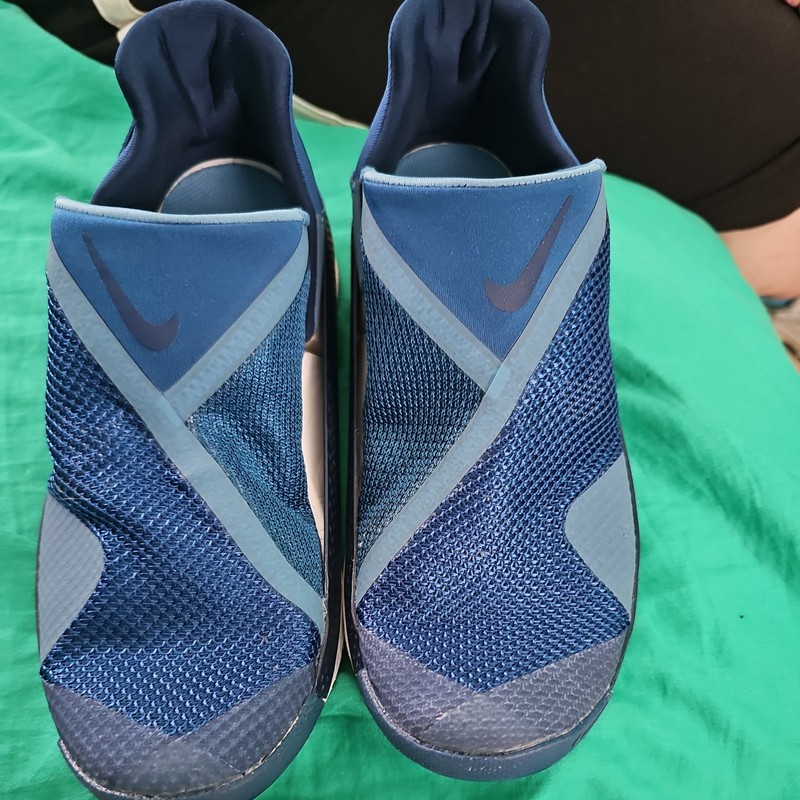 Nike Sneakers Men 8 Court Blue Go FlyEase