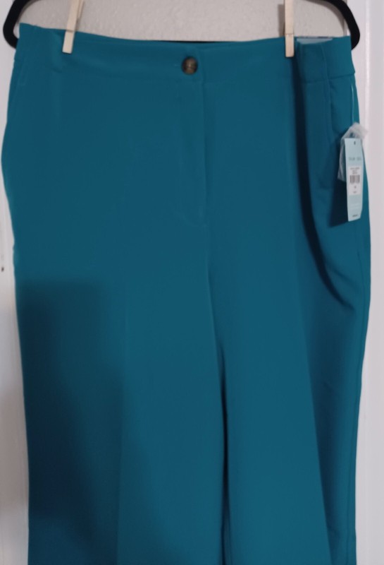 BLUE SOL SIZE 14 TEAL DRESS CAPRIS 25 1/2 INCH INSEAM (2002)