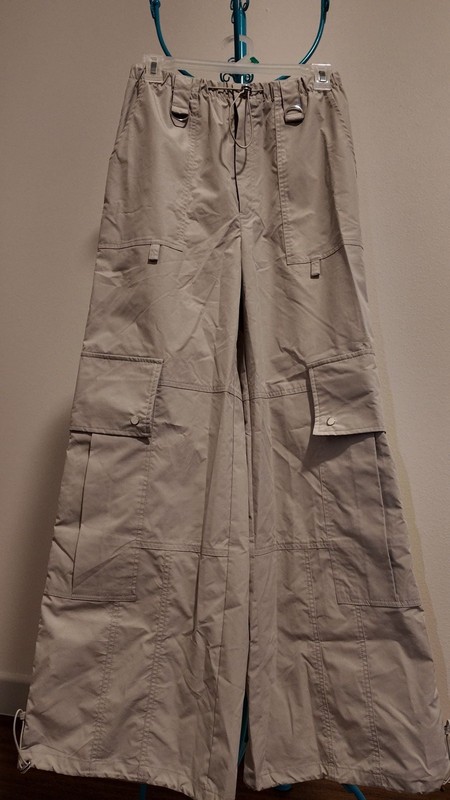 SHEIN Khaki Wide-Leg Drawstring Parachute Cargo Pants – Size S (US 4 / EU 36)