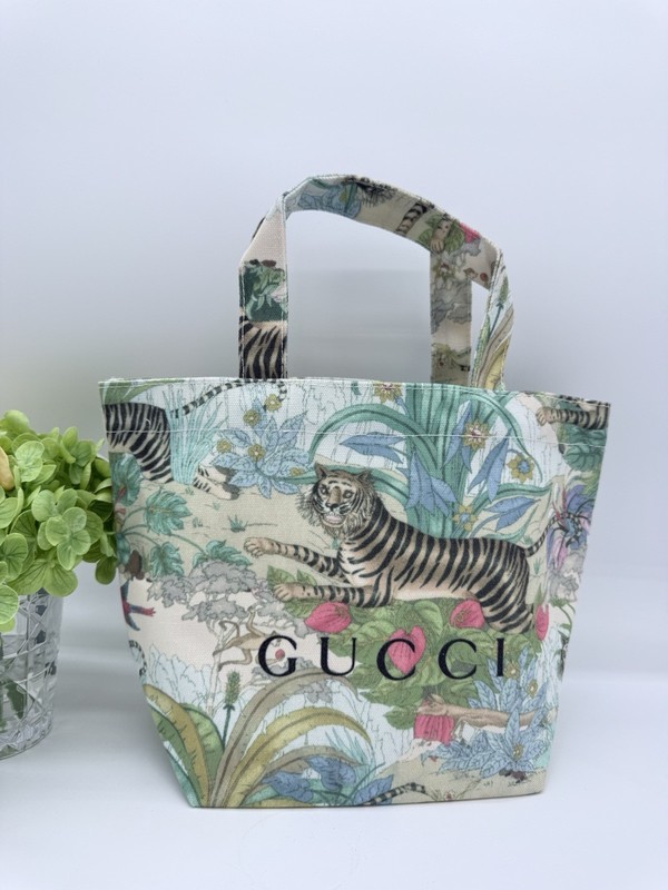 Gucci Beauty Tian Tiger Mini Canvas Tote Bag GWP gallery