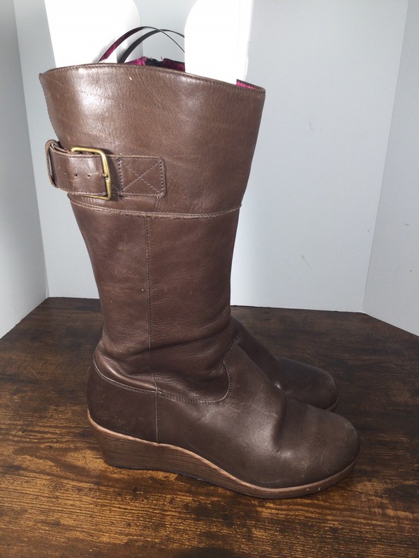 Crocs Boots Women’s 9 Leigh Mid Calf 14783 Wedge Riding Side Zip Brown Leather