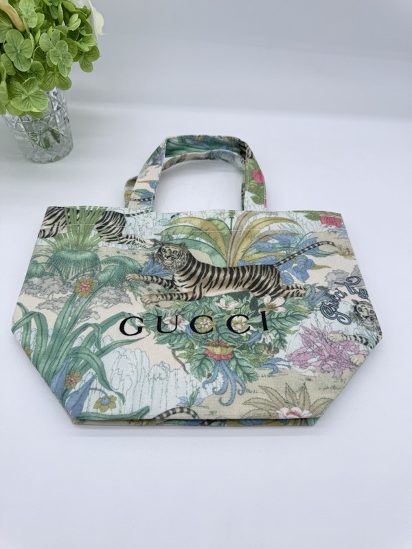 Gucci Beauty Tian Tiger Mini Canvas Tote Bag GWP gallery