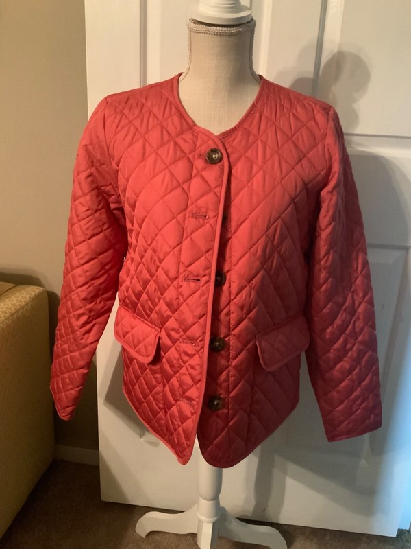 Croft N Barrow Ladies Coral Light Weight Quilted Button Up Size S Jacket NWT