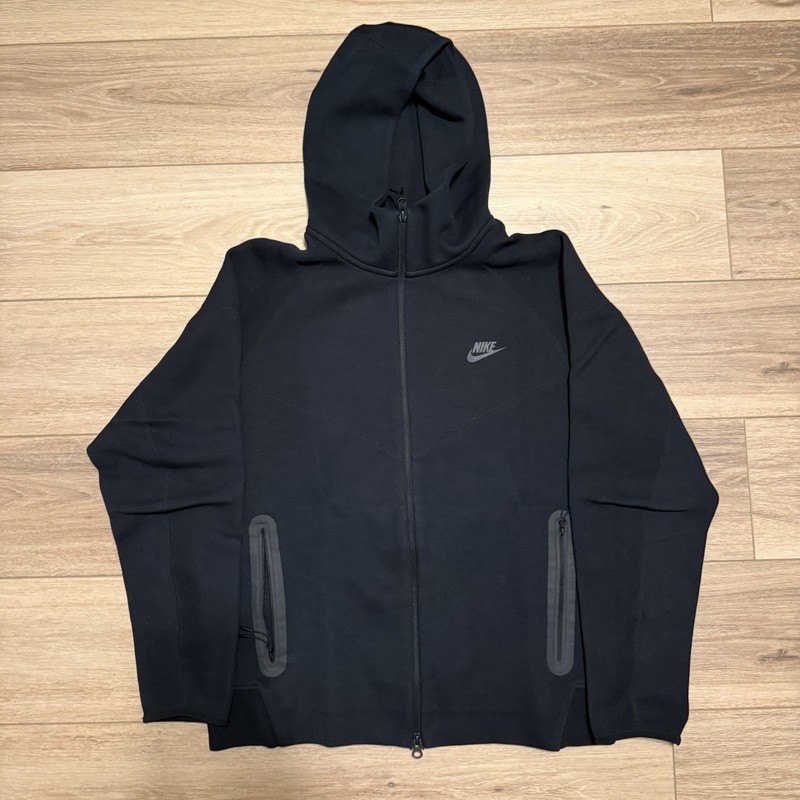 Nike Sportswear Tech Fleece Full-Zip Hoodie Men’s Size L Black FB7921-010