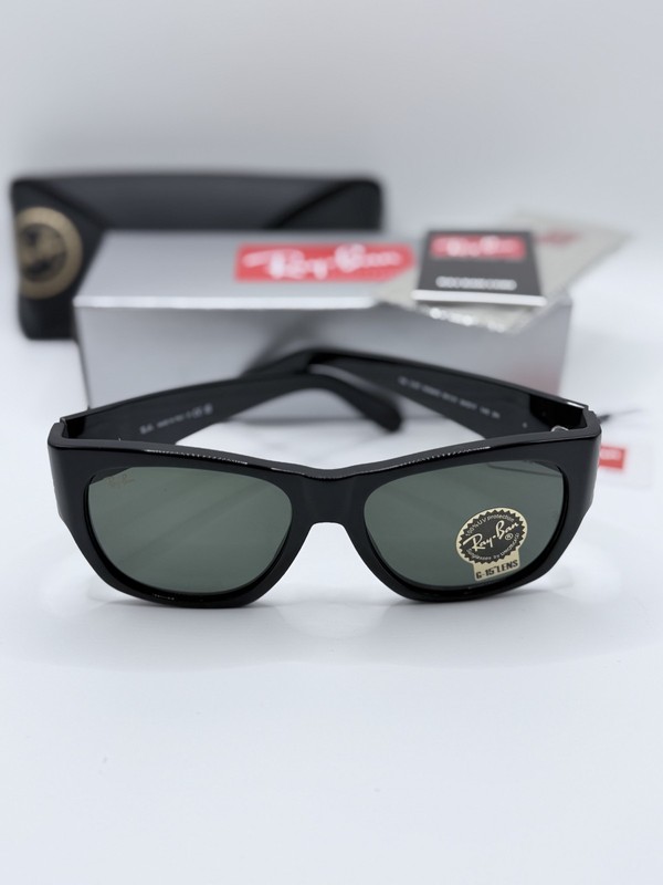 Ray-Ban RB2187 NOMAD 901/31 Black/Green G15 Lenses Sunglasses / NEW