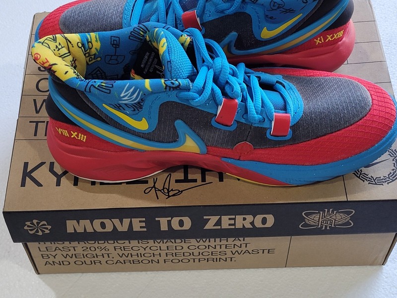 Nike Kyrie 8 Go GS Black Yellow 7Y Youth Basketball Shoes DQ8080 012 gallery