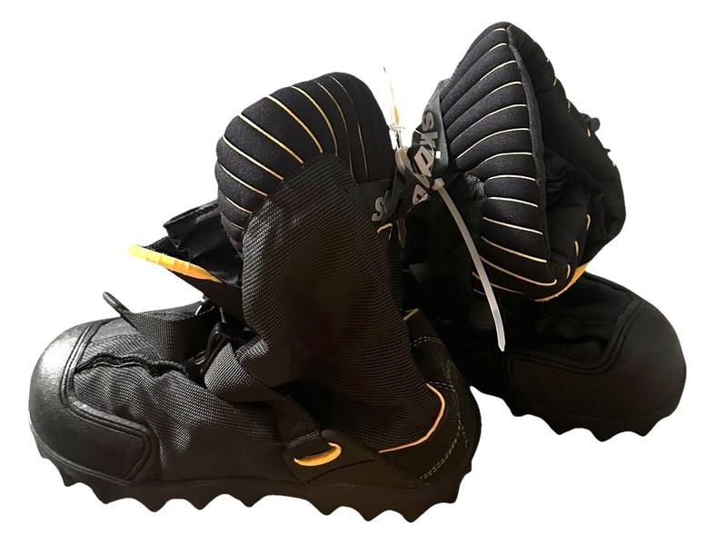 SKI-DOO BRP BOMBARDIER MEN’S BLACK/GRAY SNOWMOBILE BOOTS SIZE XS/XPNEW