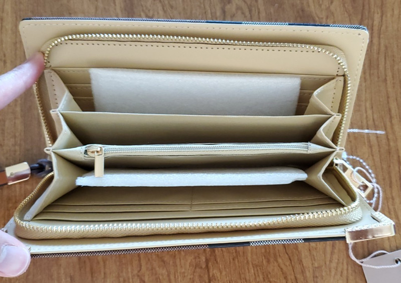 Fashion Dazzle New York Vegan Bill Wallet/Clutch Purse New With Tags gallery