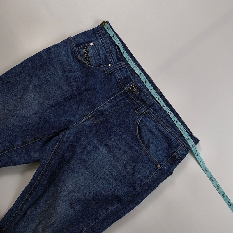 Empyre Blue Classic Straight Leg Jeans Size Waist 32 in. gallery