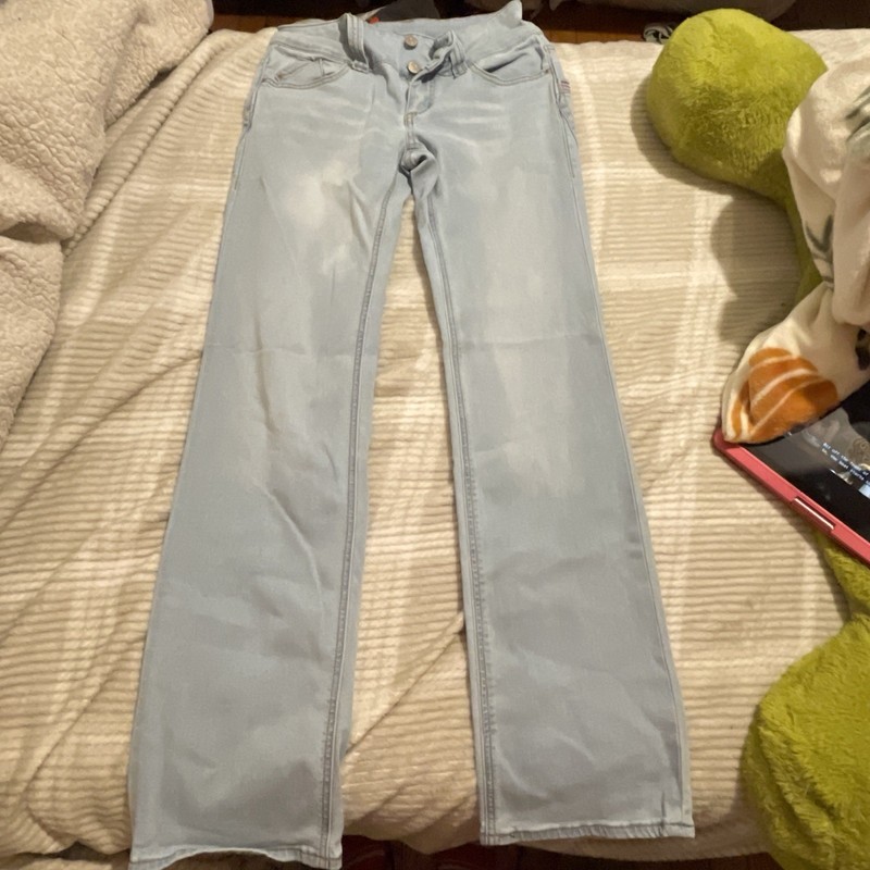 BDG Women’s Light Wash Light Blue Skinny Slim Fit Denim Jeans, Mid Rise