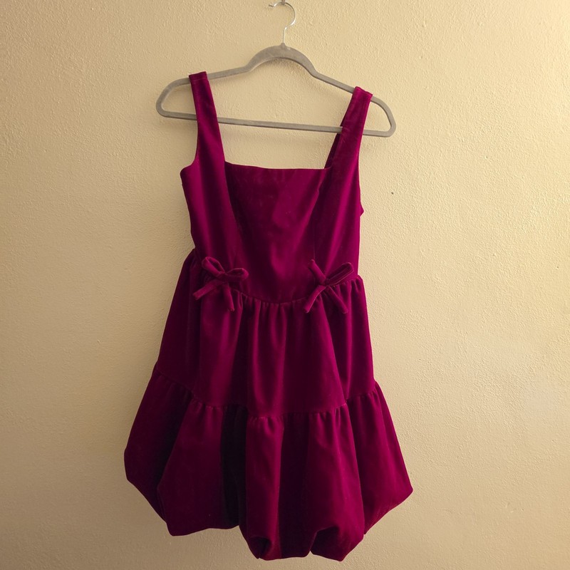 Cide NWT Small Red Velvet Square Neck Sleeveless Lace-Up Back Tiered Mini Dress gallery