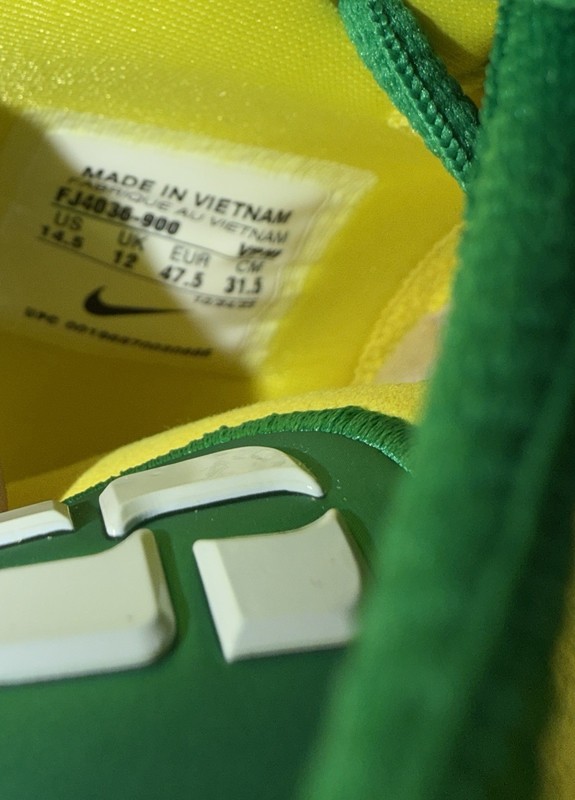 Nike By You Oregon Ducks Yellow/Green/White FJ4036-900 gallery
