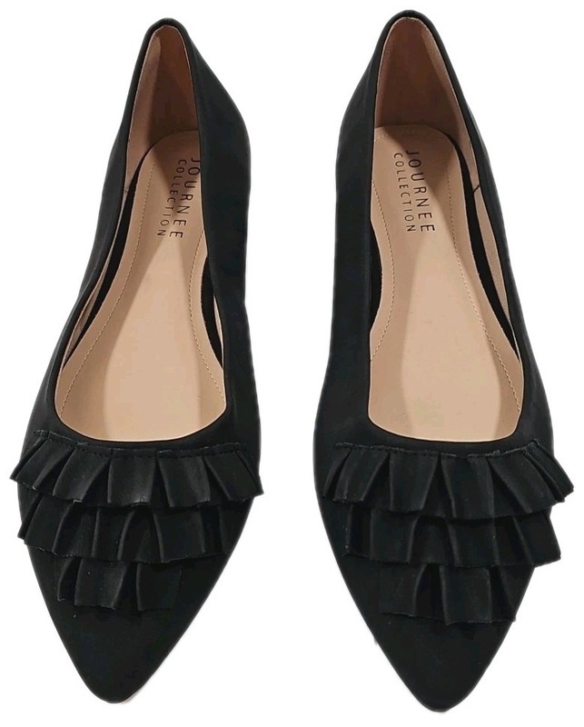Journee Collection ~Woman Size 12M~ Black Judy Flats NWOB.