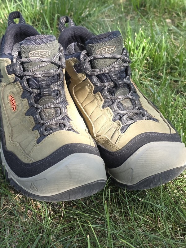 KEEN 1029003 Targhee IV Waterproof Hiking Shoes for Men Dark Olive Size 8.5M gallery