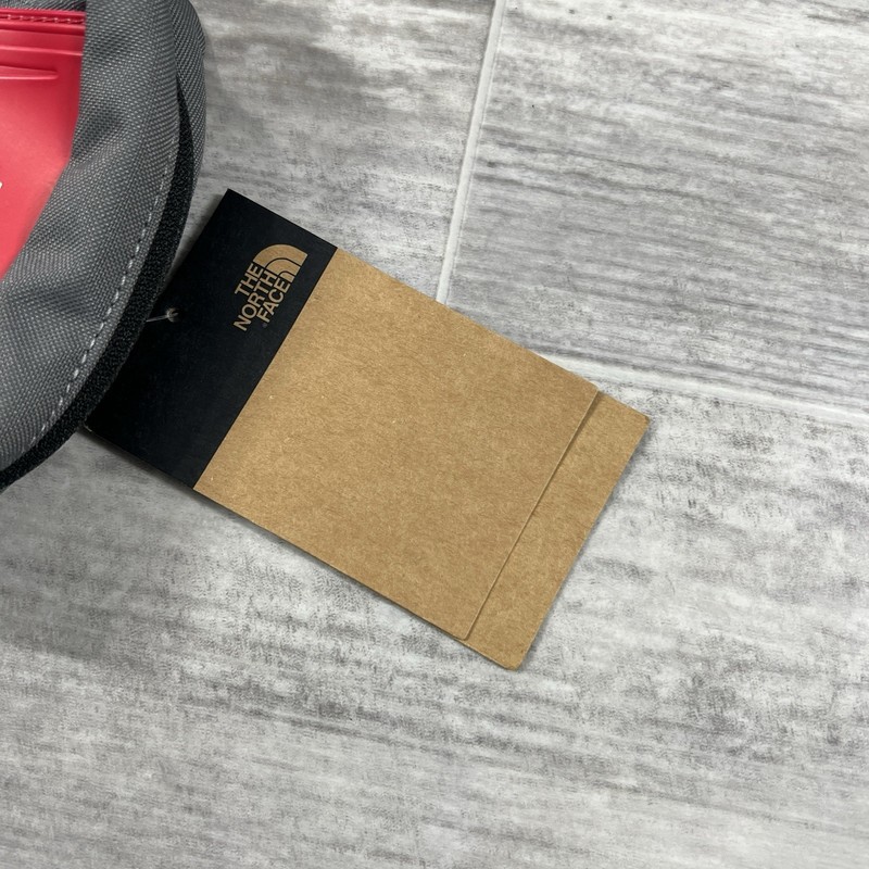 The North Face Y2K Shoulder Bag Cross Body TNF Red/Smoked Pearl NWT (NF0A87GF) gallery