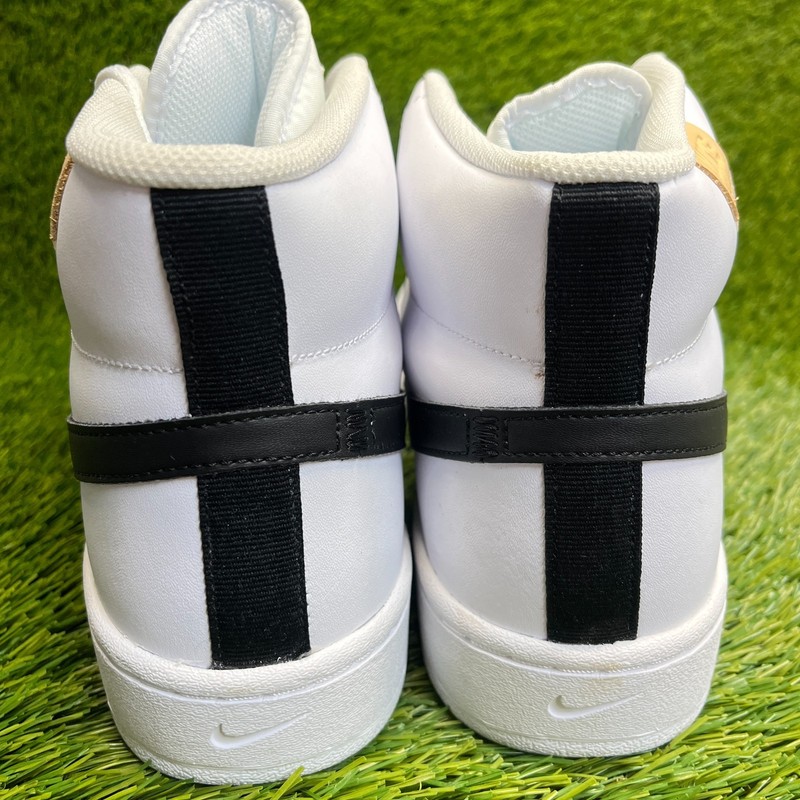 Nike Court Royale 2 Mid Mens Size 12 White Black Athletic Leather Shoes Sneakers gallery