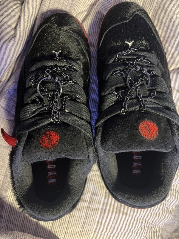 Jordan Session Raging Bull Sneakers Size 9 (NEVER WORN) gallery