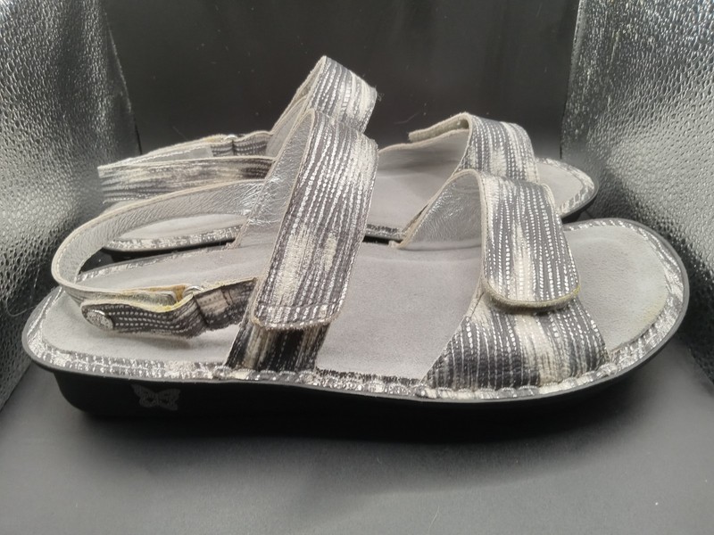 Sz 41 / 10 Alegria Verona Silver Black White Metallic Leather Comfort Sandals gallery