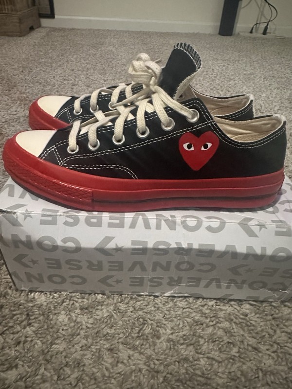 Size 7.5 – Comme des Garçons Play x Converse Chuck 70 Low Black Red