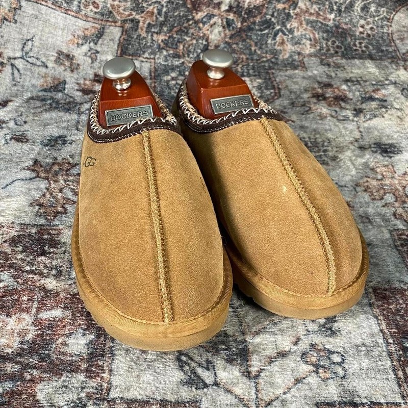 UGG Size 8 Women's Tasman Slipper - Chestnut gallery