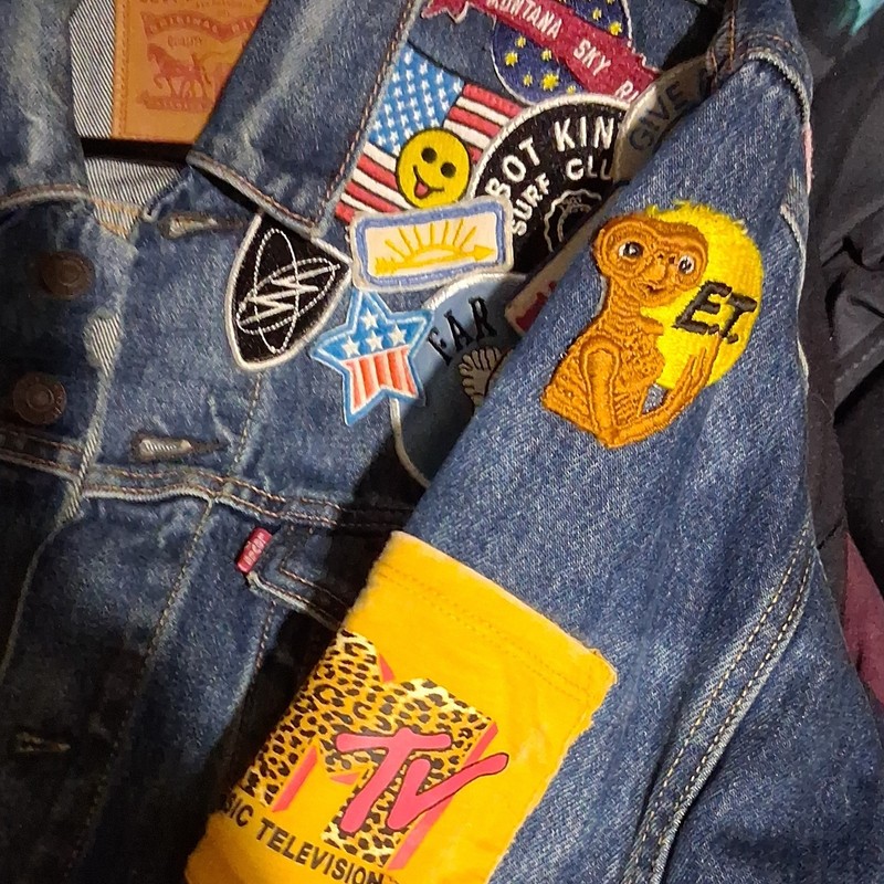 Levi Strauss & Co. Men’s Blue Button Front Denim Jacket Patch/Embroidered L gallery