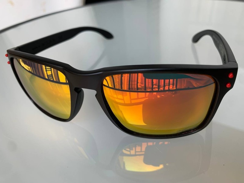 New Sunglasses Polarized Holbrook Matte Black/Prizm Ruby Lenses USPS