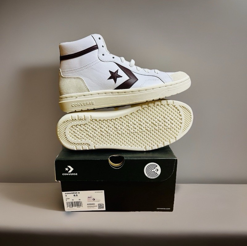Converse Pro Blaze Classic Mid White Bloodstone Egret A08644C Men 7 Women 8.5