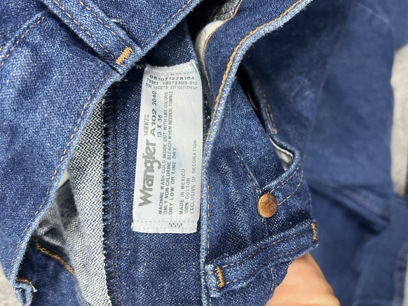 Wrangler Jeans Women Cowboy Cut Straight Leg Dark Wash Outdoors/Rodeo Size 13x36 gallery