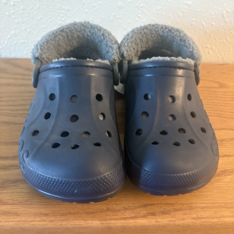 Crocs Unisex Adult Classic Baya Lined Fuzzy Strap Clogs Navy/Gray Lining W6/M4 gallery