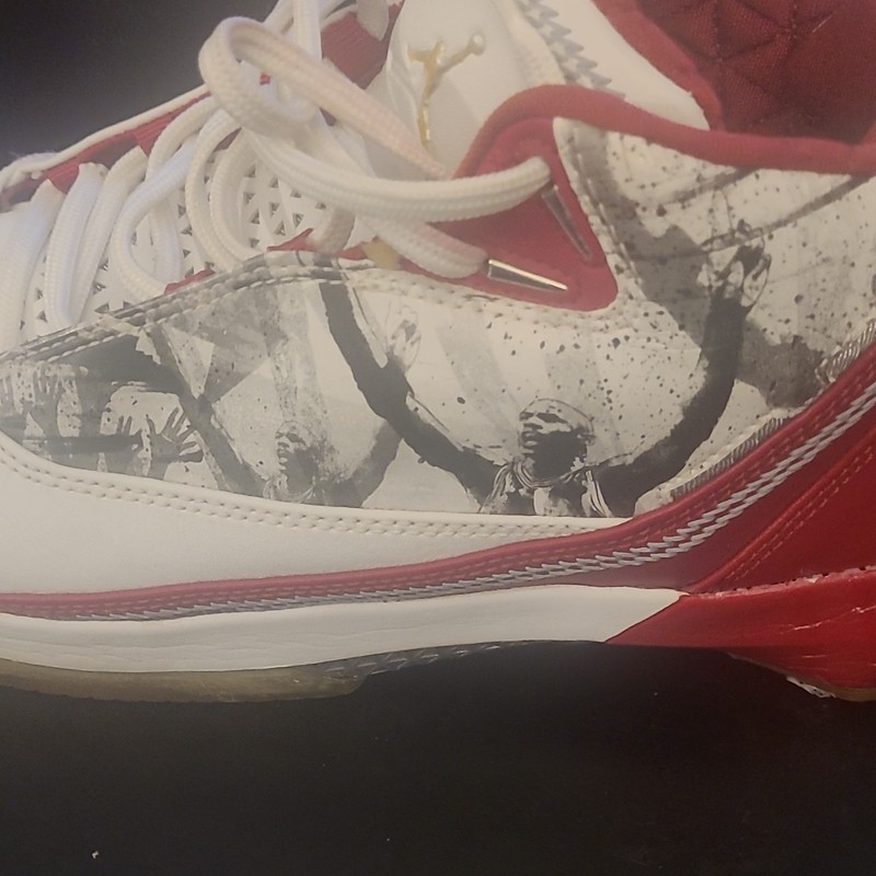 Jordan Air Jordan XX2 Men’s Mid Top Lace-Up Graphic Print Basketball Sneaker