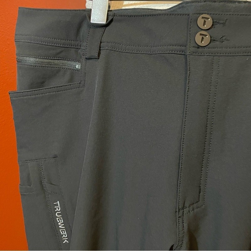 Truewerk Men's T2 Werkpant Black Technical Cargo Durable Performance Work Pants gallery