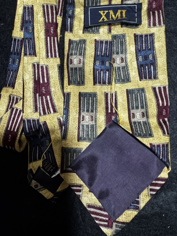 XMI Silk Tie 60×3.75 EXCELLENT Gold HANDMADE IN USA