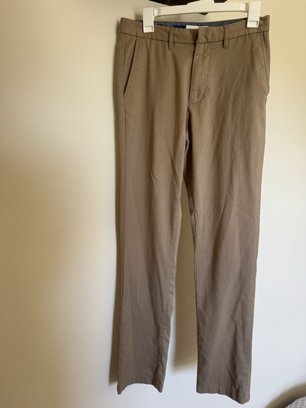 Old Navy Men’s Flat Front Khaki Chino Pants Size 30x 34
