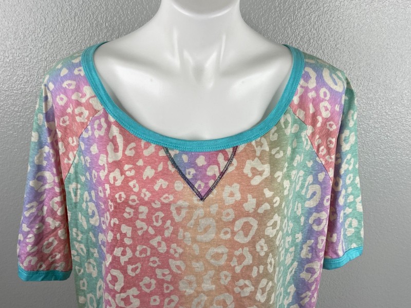 Bibi Women XL Rainbow Leopard Print Top T Shirt Multi Color Casual NWT gallery