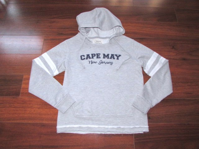 TRADE HERITAGE ~ Size M ~ “CAPE MAY NJ” Varsity Hoodie Hooded Sweatshirt c49