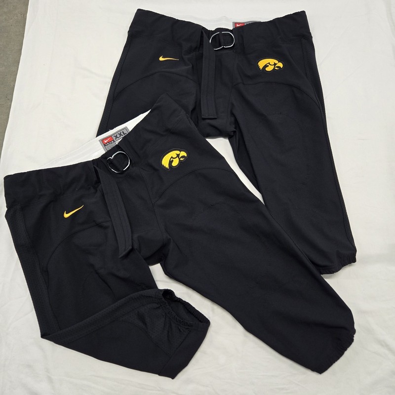 x2 EUC Sz XXL Nike Iowa Hawkeyes Athletic Pants Mesh Panels Buckle Stitched Logo