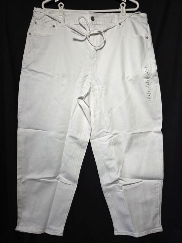 American Eagle AE Womens Size 18 Regular 34W Stretch Barrel Jeans Cool White