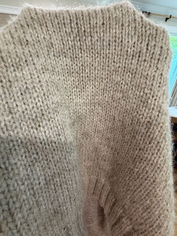 Easel Los Angeles Size S Beige Chunky Knit Crewneck Sweater gallery
