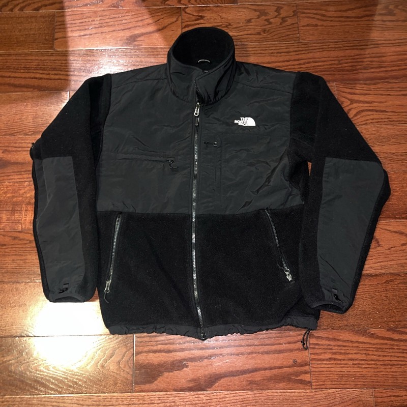 The North Face Men’s Medium Black Retro Denali Jacket Fleece Size L
