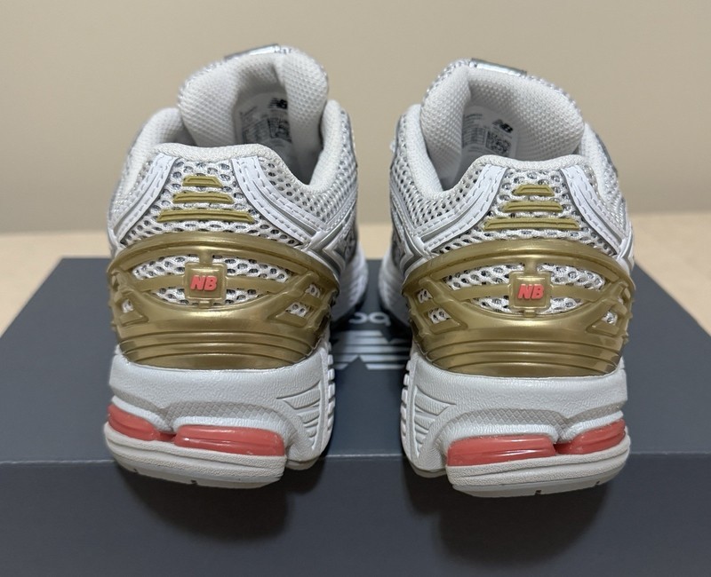 New Balance 1906R Silver Metallic/Dragon Berry/White Mesh Sneakers U1906RCH gallery