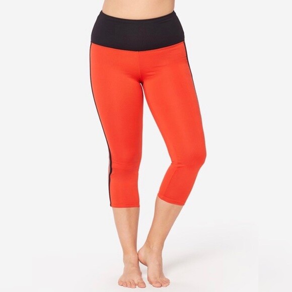 Ruby Ribbon Women’s 3X Sport Crop Leggings in Poppy Orange gallery