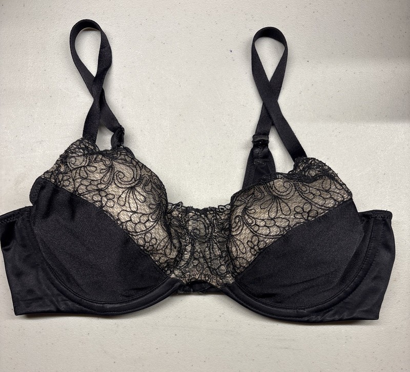 Bali Bra 36C Underwire #3438 Excellent Condition Lace Sexy Black Coquette