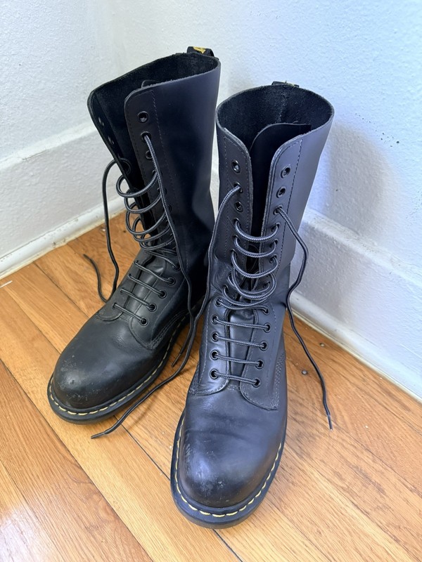 Dr. Martens Steel Toe US 10 boots 14-eye 1940 airwair crust punk skinhead 1919 gallery