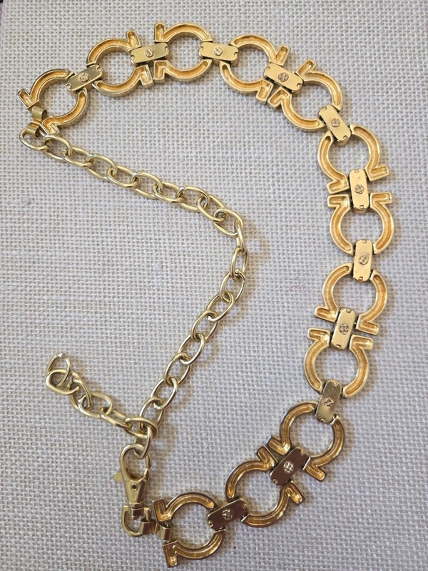 ​Vintage Salvatore Ferragamo Gancini Gold-Tone Link Chain Belt 1990s Small gallery