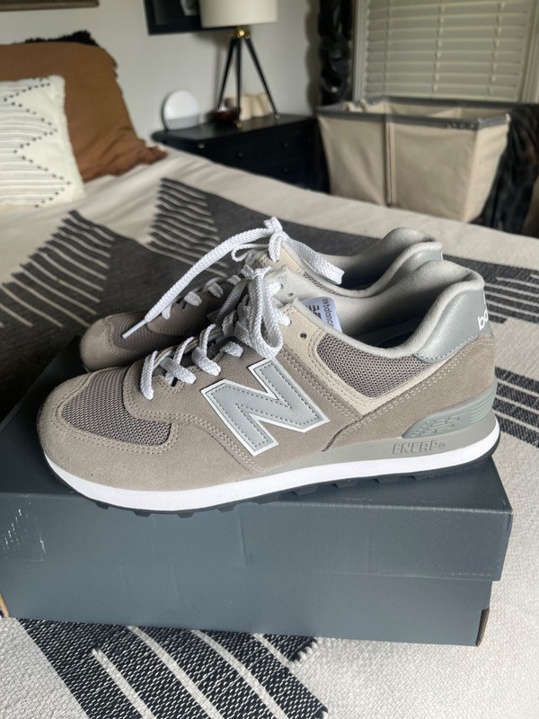 Size 8.5 - New Balance 574 Grey White gallery
