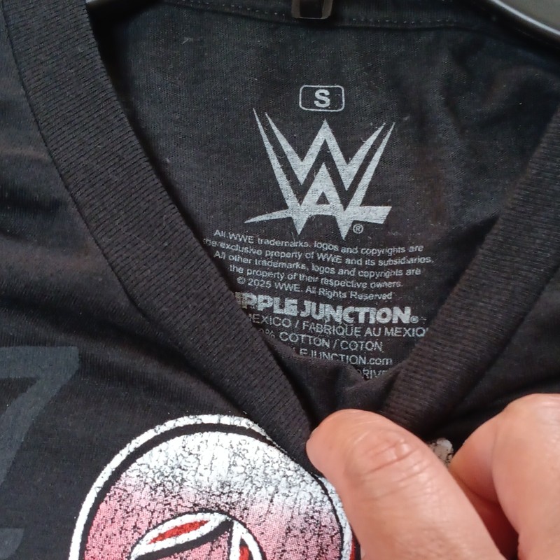 WWE The Rock Shirt Mens Medium Black Pro Wrestling WWF Champion Tour Casual gallery
