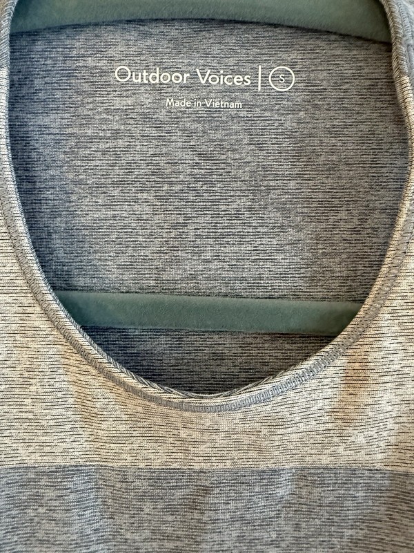 Outdoor Voices Colorblock Sports Bra Slashback Gray/Blue/Peach S NWOT gallery